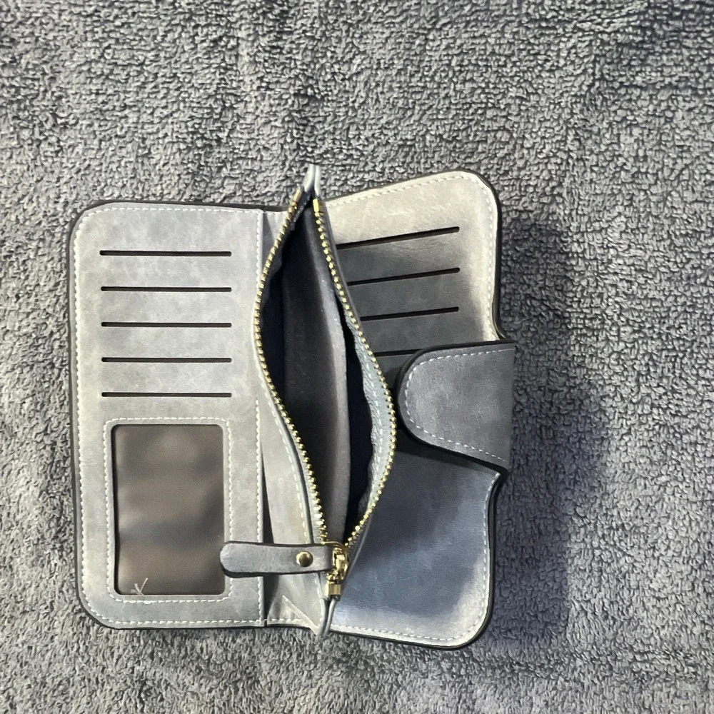 Cluci Gray Folio Wallet 16 space Card Pocket & Zipper Pouch